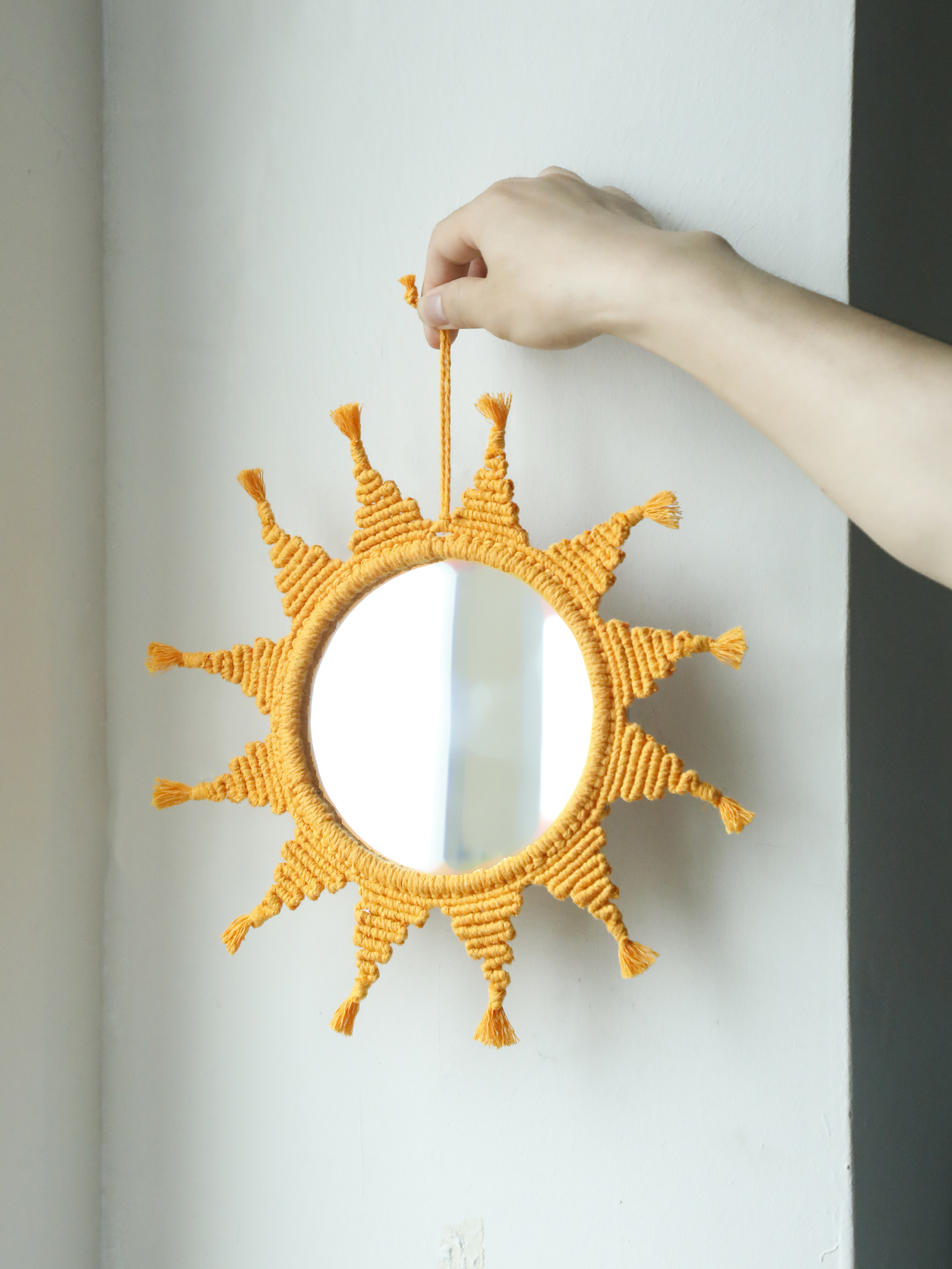 Handmade Yellow Sun Wall Mirro - đánh giá và giá Baby Nursery Mirror